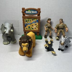 Vtg Keenway Animal World Safari Lot -Wild Life Care Center Figures & Sign